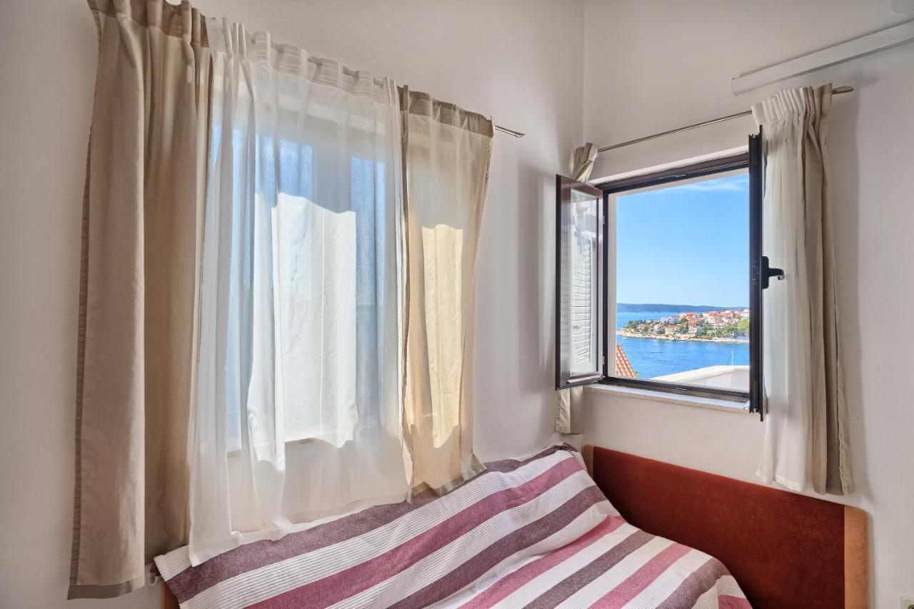 Apartmani Ticic Trogir Exteriör bild