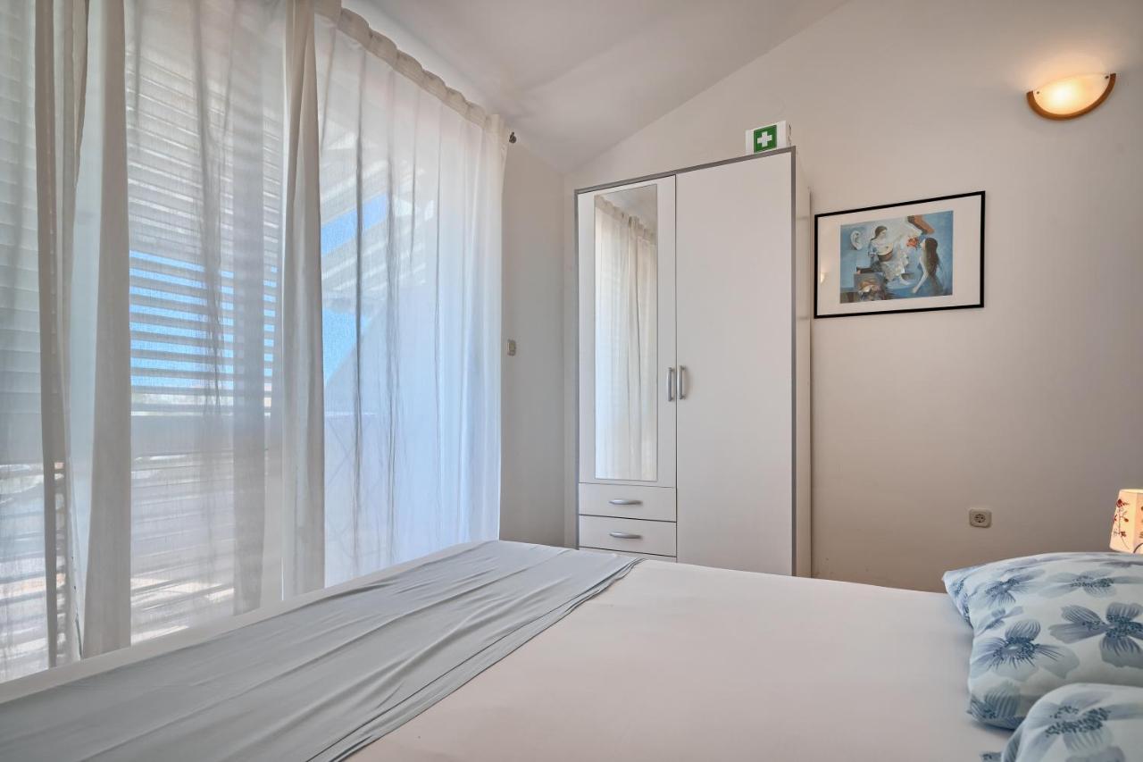 Apartmani Ticic Trogir Exteriör bild